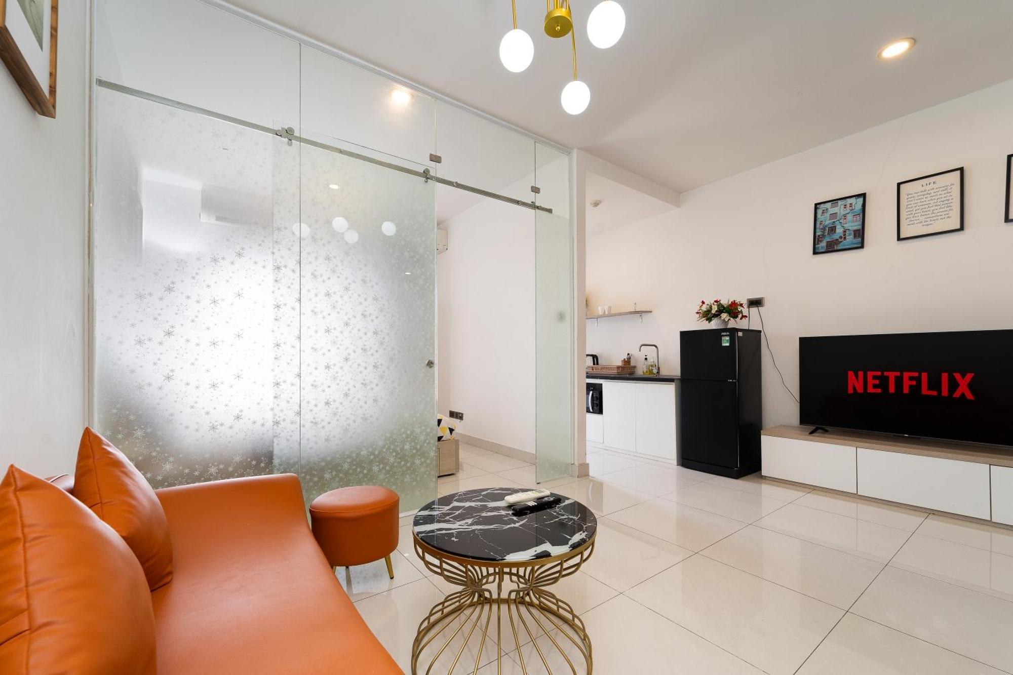 Apartment Saigon Royal - 1br Golden Hour In D4 - Hana Ho Chi Minh City